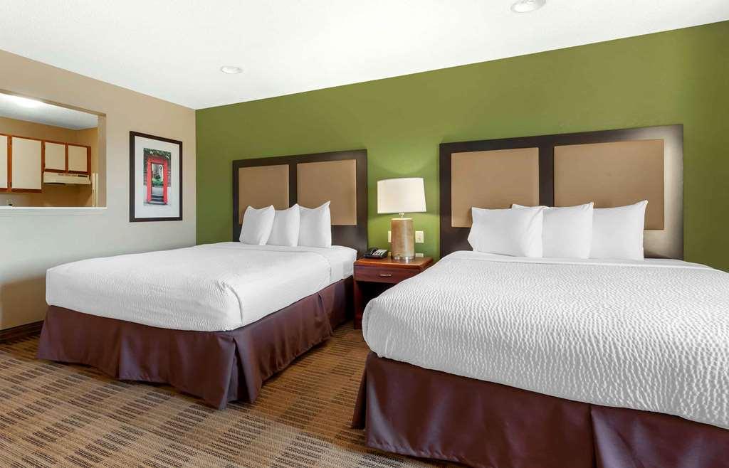 Extended Stay America Select Suites - Rockford - State Street Zimmer foto